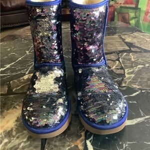 Authentic Ugg short classic sparkles sequin mermaid winter boots size 7